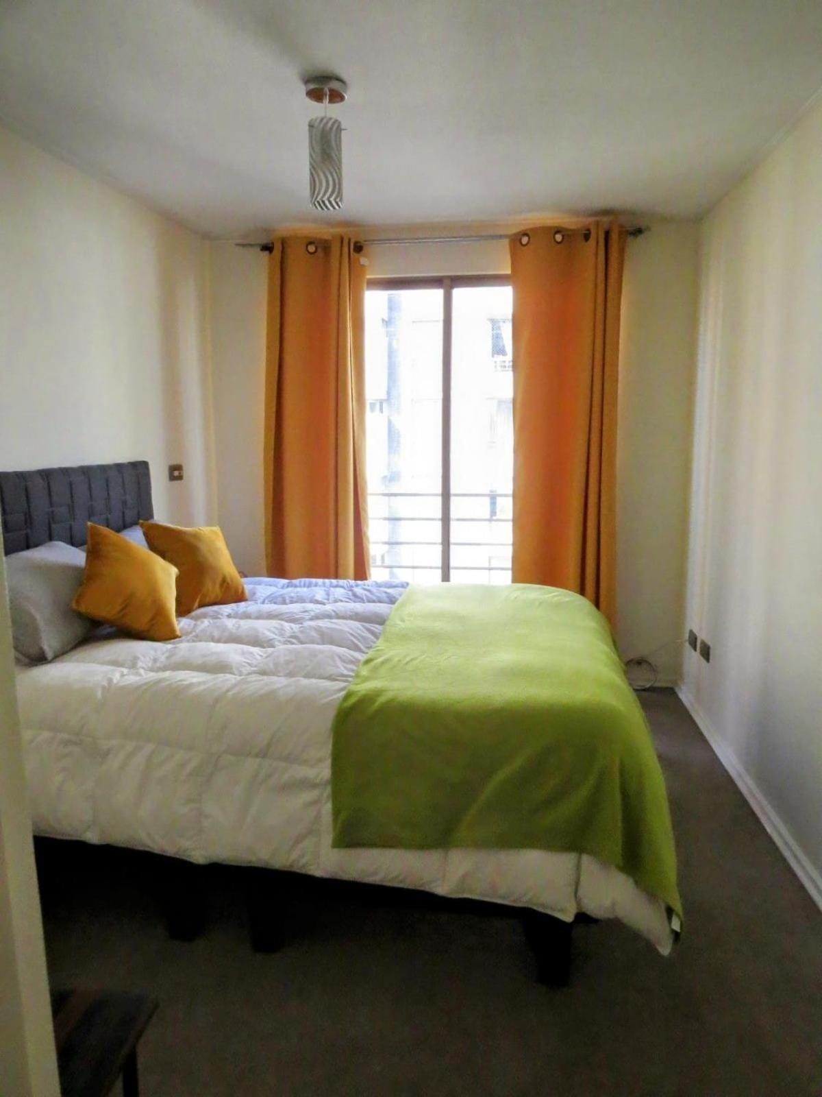 1 Departamento En Centro * Santiago